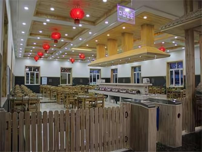 用产品和服务打动餐饮美食消费者百味邦大食堂是一家专业从事工厂